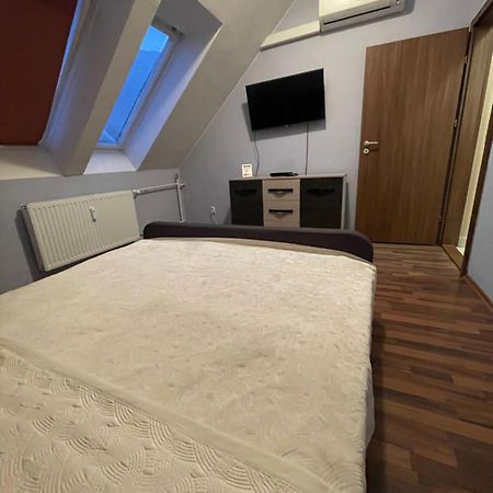 Palank Apartman Mosonmagyaróvár Kültér fotó