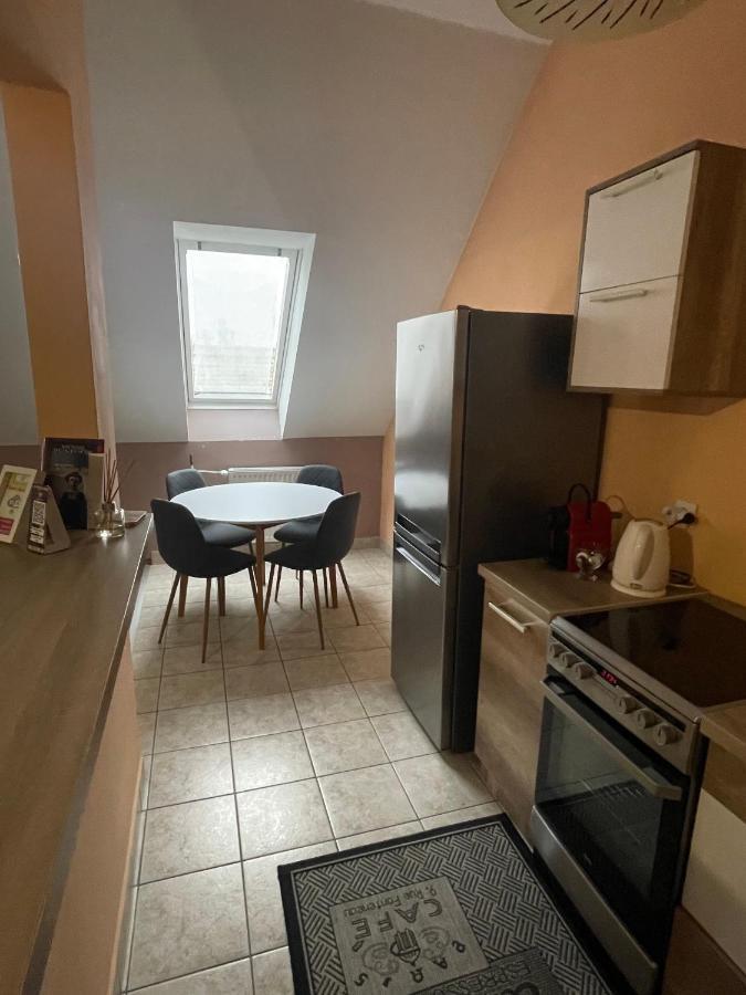 Palank Apartman Mosonmagyaróvár Kültér fotó