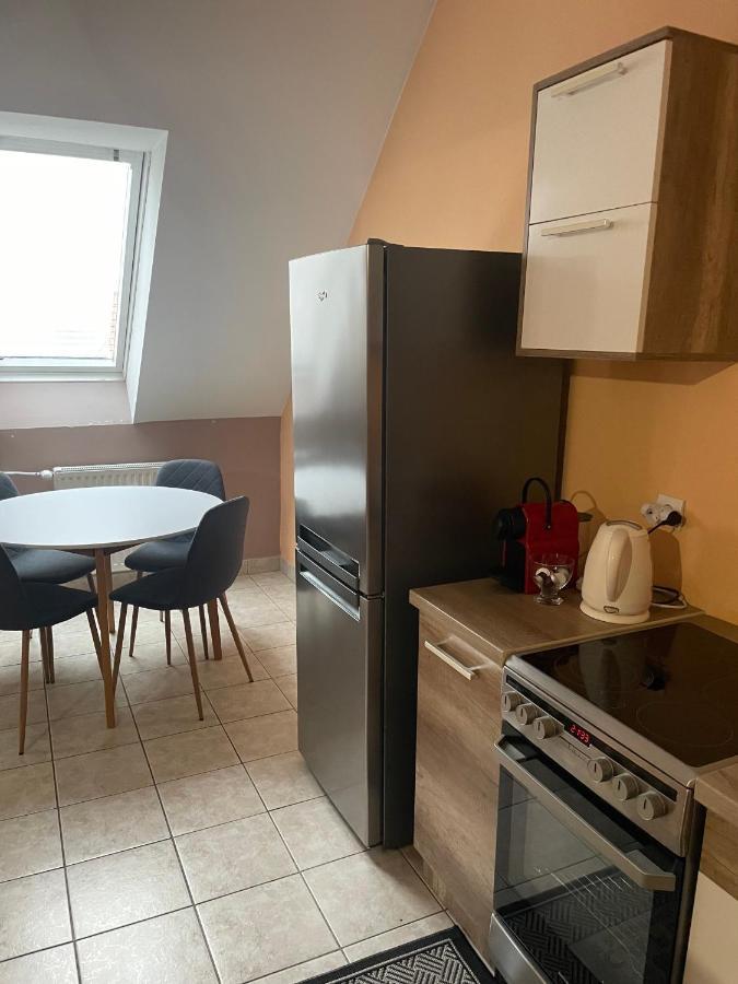 Palank Apartman Mosonmagyaróvár Kültér fotó