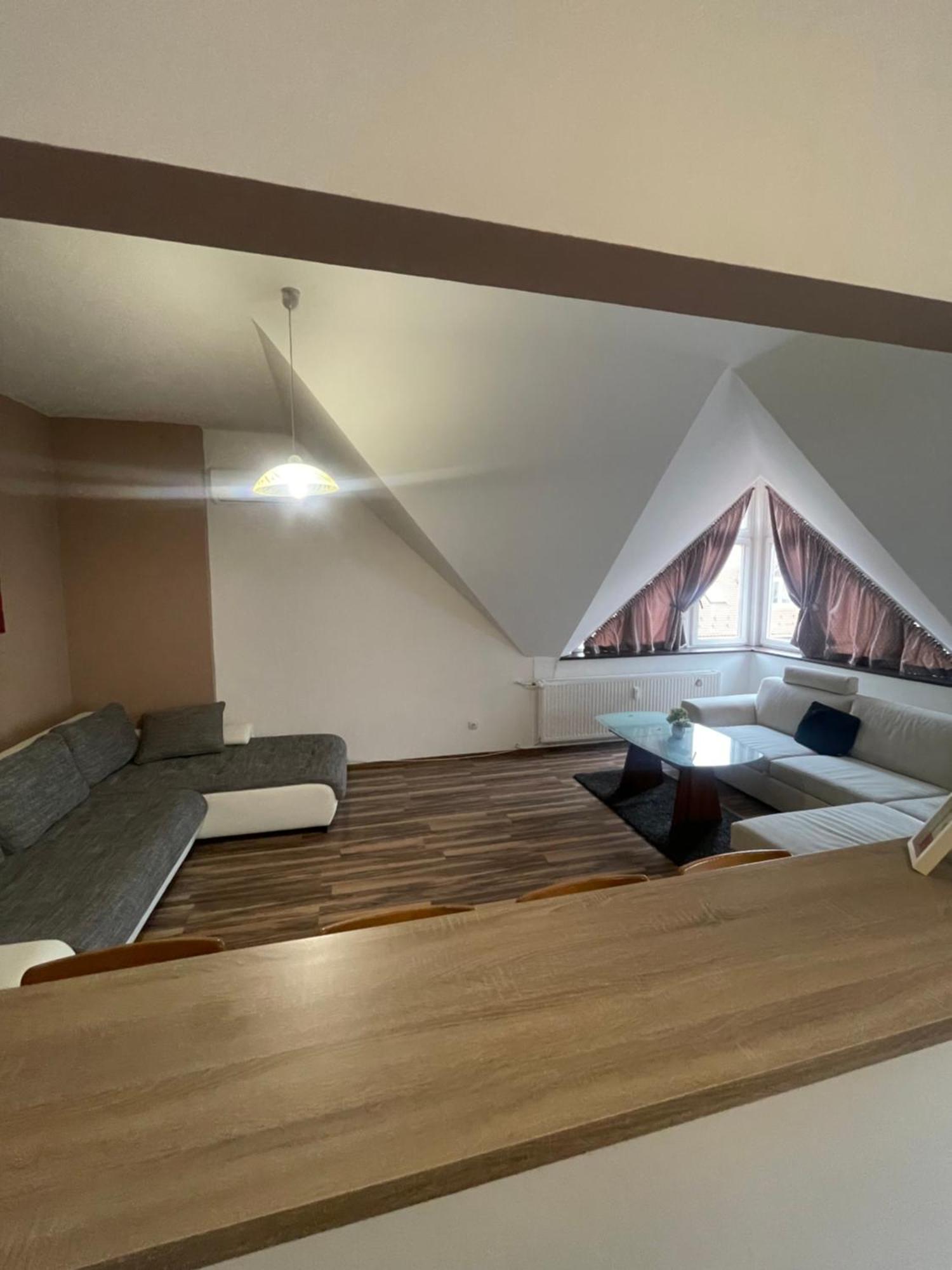 Palank Apartman Mosonmagyaróvár Kültér fotó