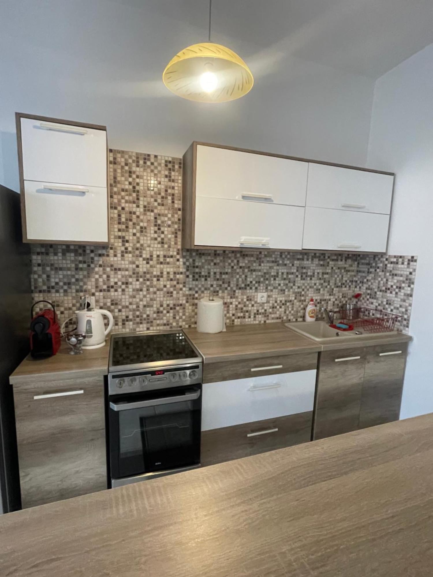 Palank Apartman Mosonmagyaróvár Kültér fotó
