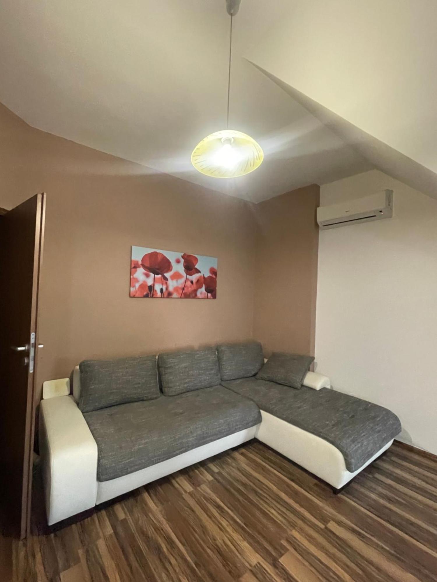 Palank Apartman Mosonmagyaróvár Kültér fotó