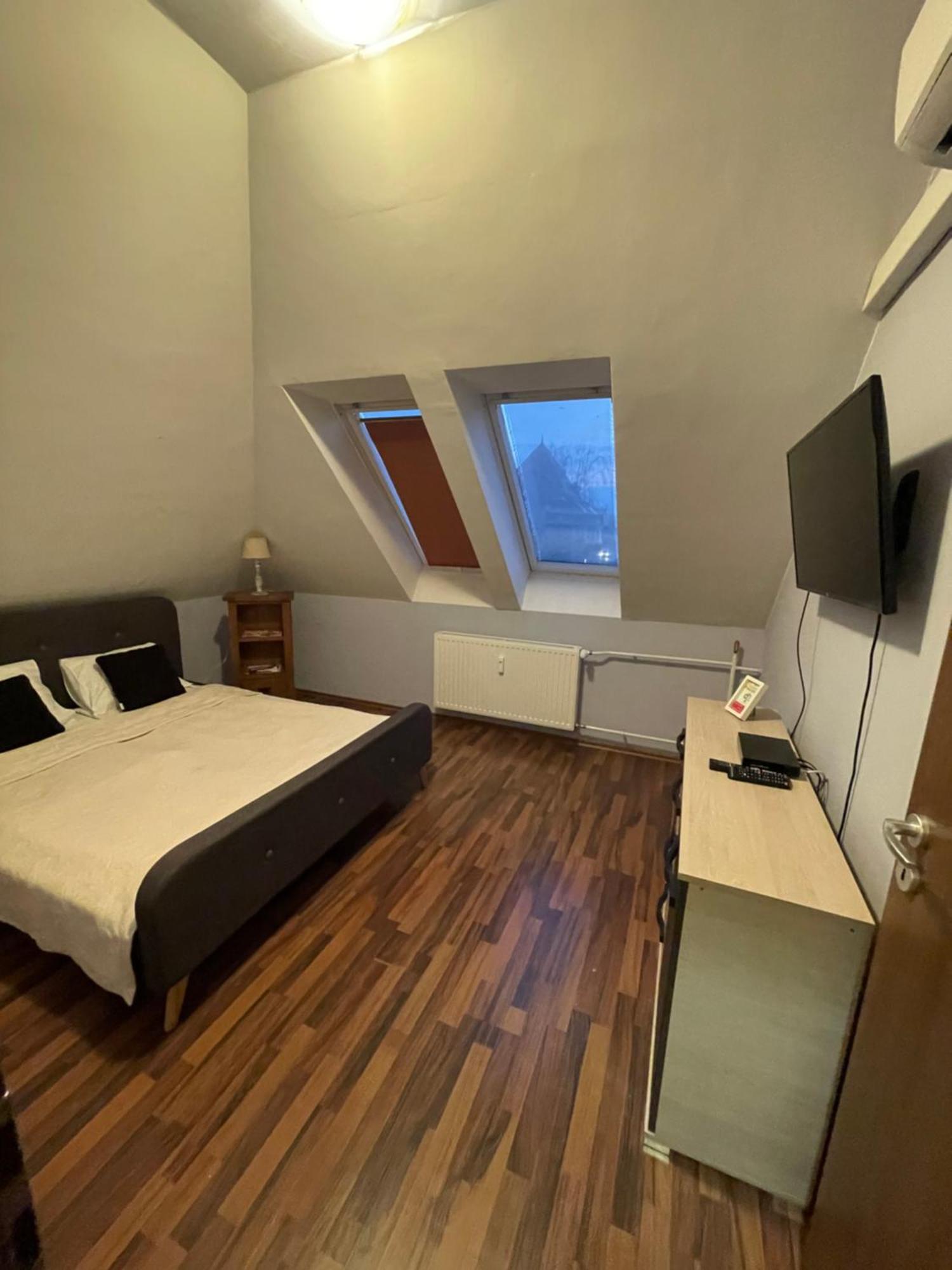 Palank Apartman Mosonmagyaróvár Kültér fotó