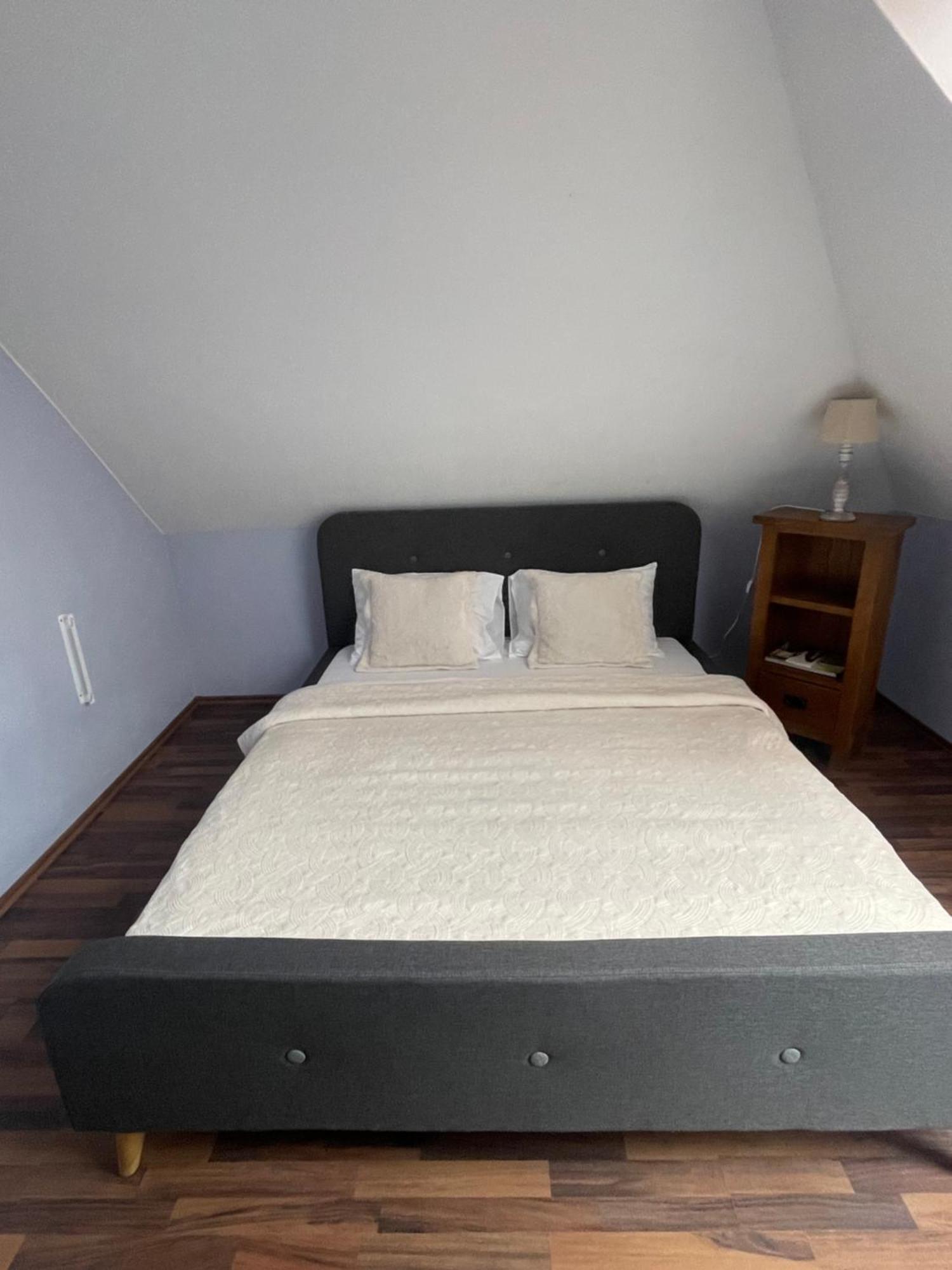Palank Apartman Mosonmagyaróvár Kültér fotó