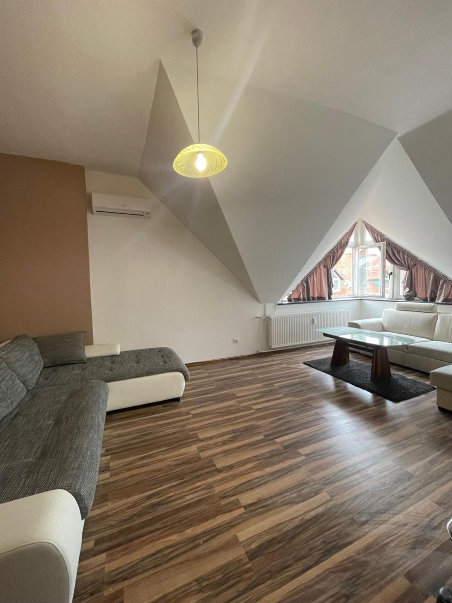 Palank Apartman Mosonmagyaróvár Kültér fotó