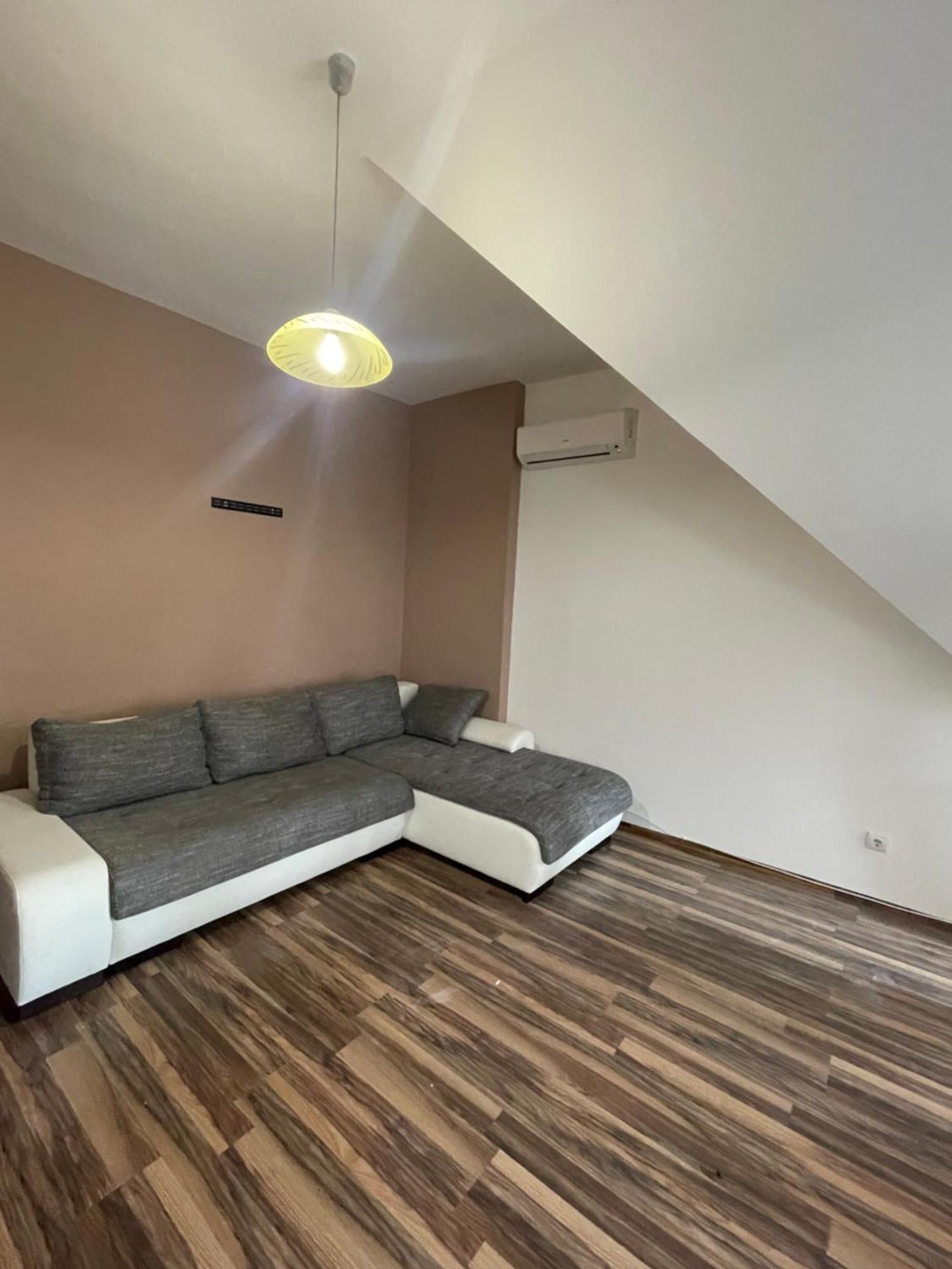 Palank Apartman Mosonmagyaróvár Kültér fotó